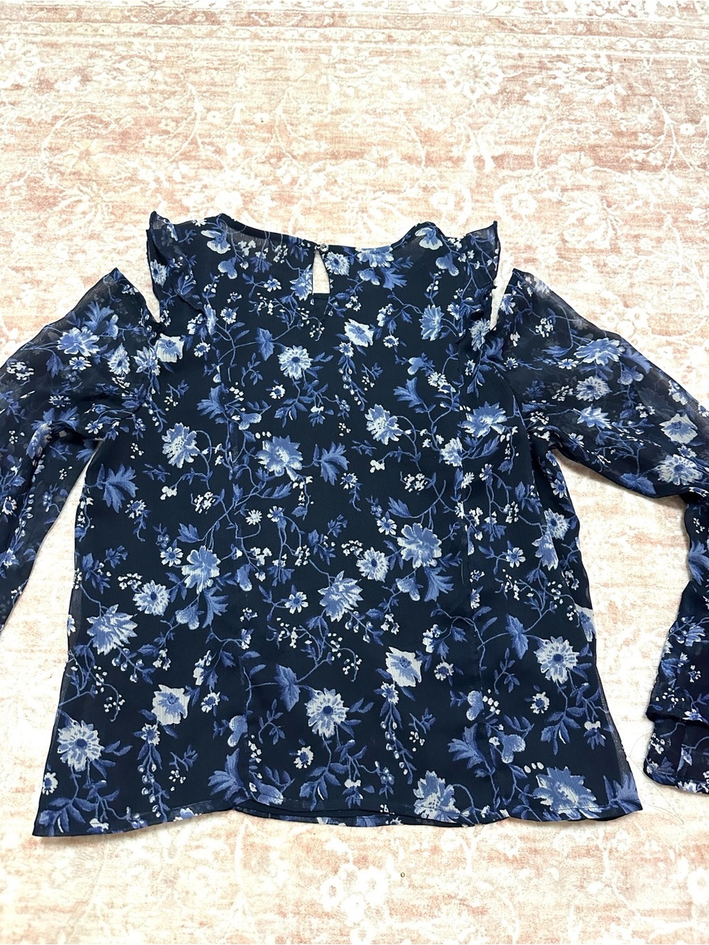 Hollister 🦋 Chiffon Shoulder Slit Ruffled Top - Picture 8 of 12